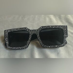 LV Clash Pearls & Strass Sunglasses